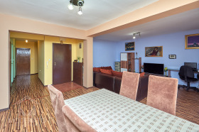 2 quartos Centar, Burgas 13