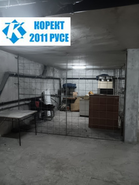 Garagem Zdravec Iztok, Ruse 6