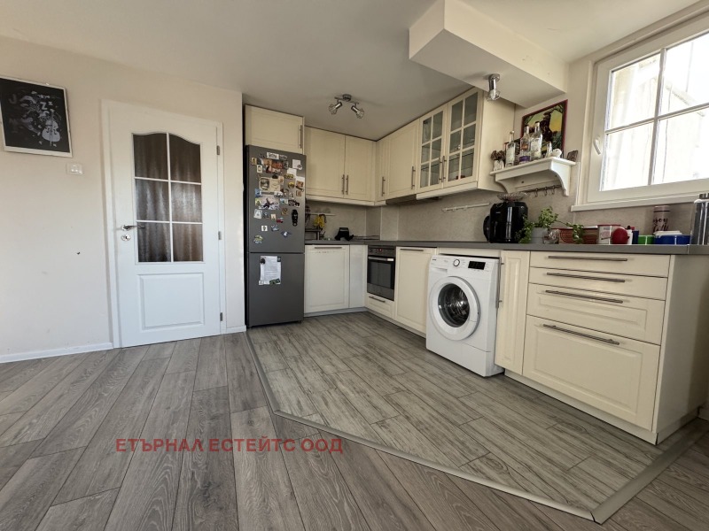 Продава 3-СТАЕН, гр. София, Изток, снимка 5 - Апартаменти - 53172074