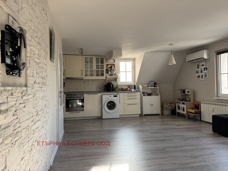 Продава 3-СТАЕН, гр. София, Изток, снимка 4 - Апартаменти - 53172074