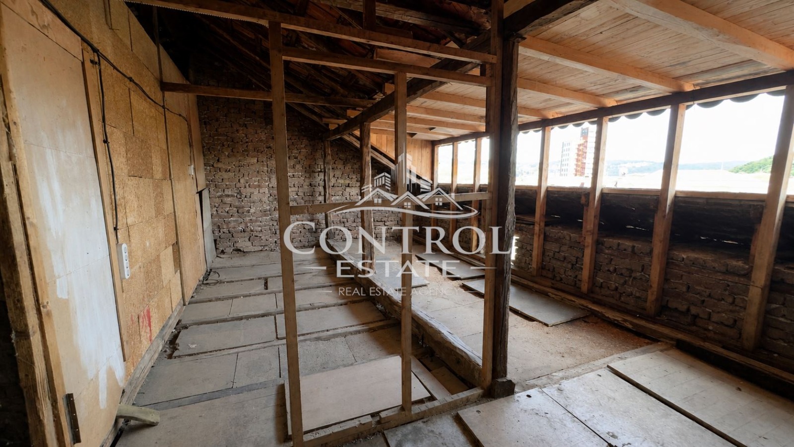 Продава КЪЩА, гр. Велико Търново, Център, снимка 9 - Къщи - 55089500