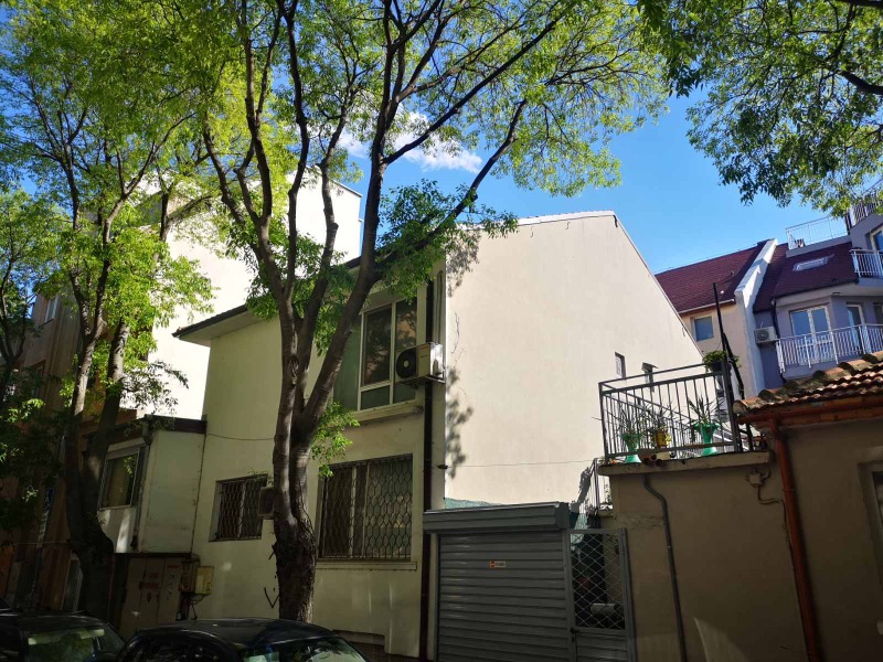 Продава ЕТАЖ ОТ КЪЩА в град Варна, Колхозен пазар - 88 кв.м / 179 000 € » 350 093.57 лв., ВАРНА ХОУМ