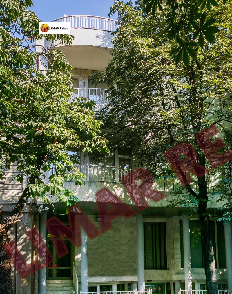 Продава КЪЩА в град Варна, Гръцка махала - 1116 кв.м / 3 300 000 € » 6 454 239.00 лв., ЛИМАР