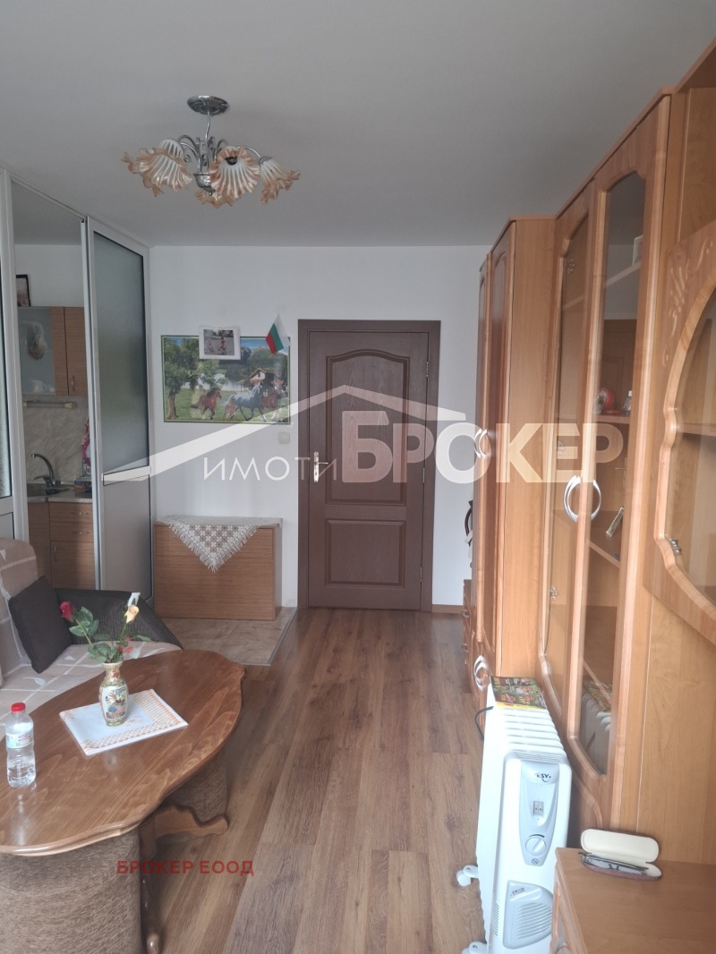 Продава 1-СТАЕН, гр. Сливен, Даме Груев, снимка 8 - Апартаменти - 52475693