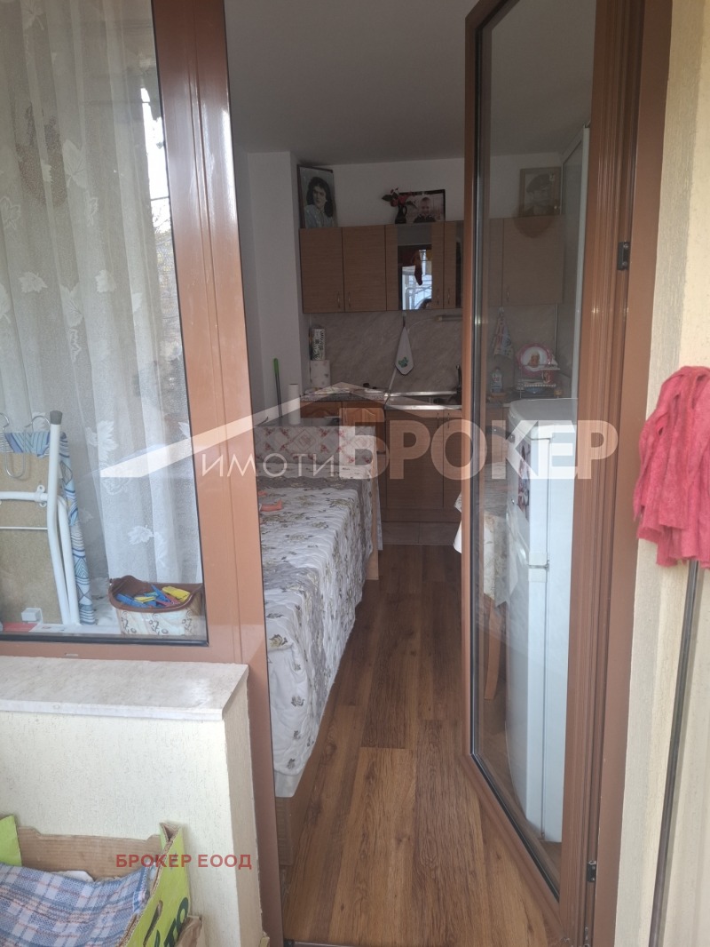 Продава 1-СТАЕН, гр. Сливен, Даме Груев, снимка 12 - Апартаменти - 52475693