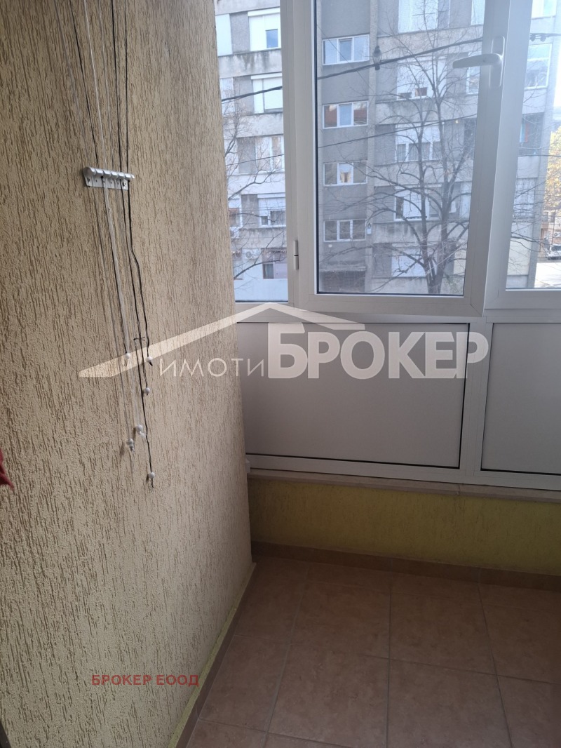 Продава 1-СТАЕН, гр. Сливен, Даме Груев, снимка 11 - Апартаменти - 52475693