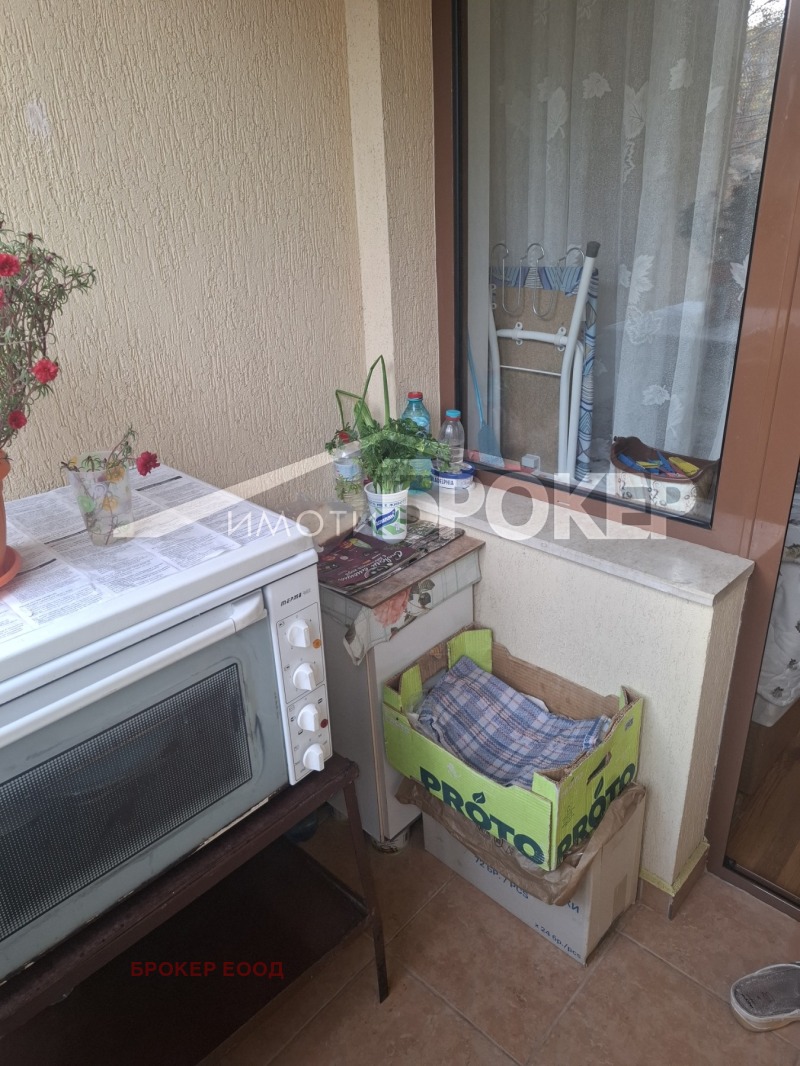 Продава 1-СТАЕН, гр. Сливен, Даме Груев, снимка 13 - Апартаменти - 52475693