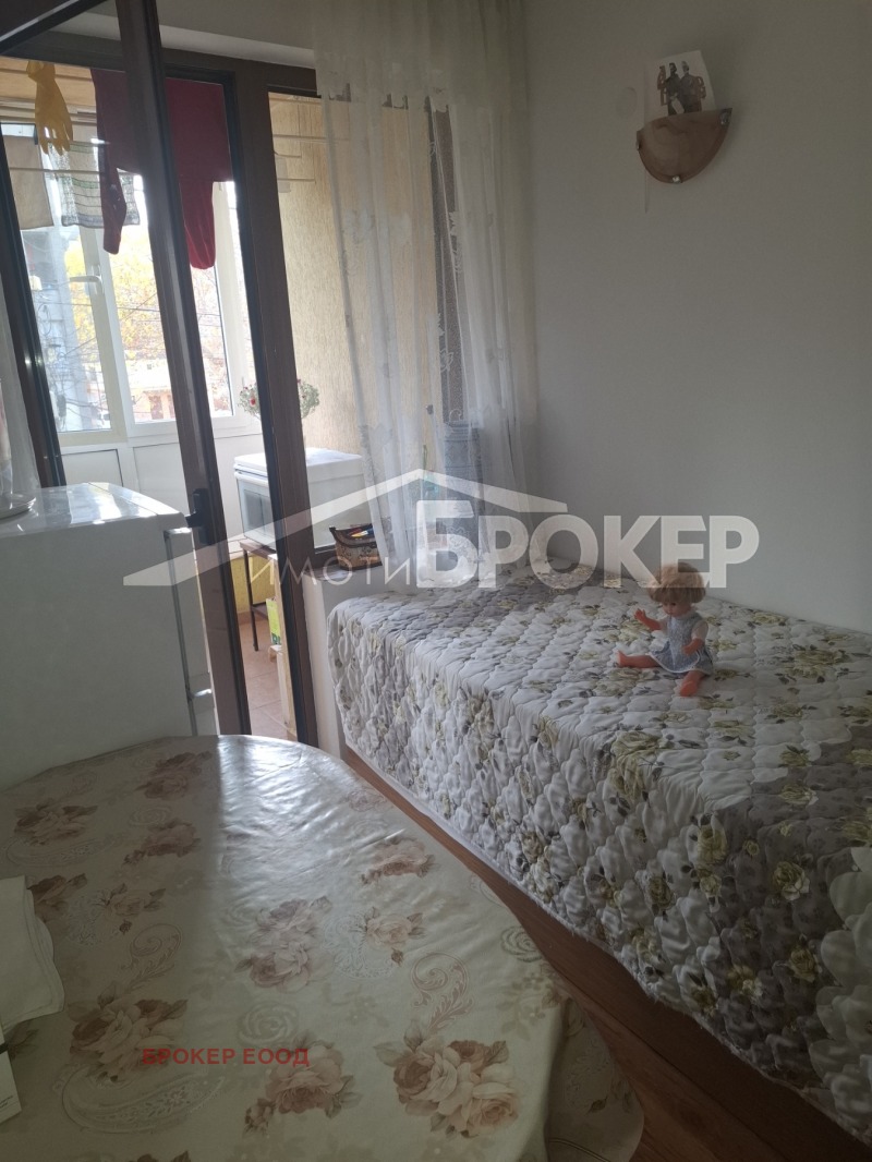 Продава 1-СТАЕН, гр. Сливен, Даме Груев, снимка 14 - Апартаменти - 52475693