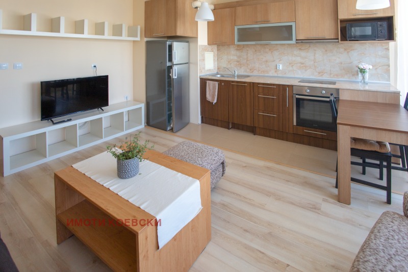 Продава  2-стаен град София , Хаджи Димитър , 66 кв.м | 74086379 - изображение [2]
