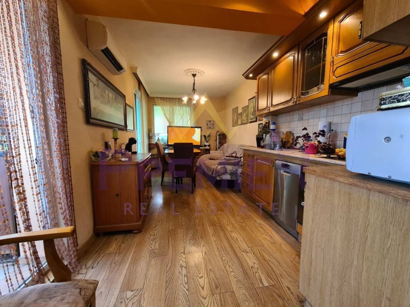 De vânzare  3 dormitoare Varna , Țentralna poșta , 101 mp | 91890029 - imagine [3]
