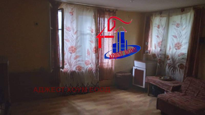 Продава  Етаж от къща град Шумен , Военно училище , Осми март, 60 кв.м | 46043432 - изображение [9]