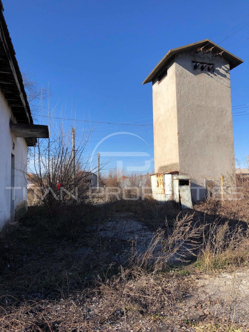 Продава ПРОМ. ПОМЕЩЕНИЕ, с. Боровци, област Монтана, снимка 3 - Производствени сгради - 27715966