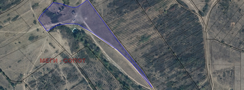 Продава ПАРЦЕЛ в област Пловдив, гр. Карлово - 10000 кв.м / 29 990 € » 58 655.34 лв., МЕГИ - СОПОТ