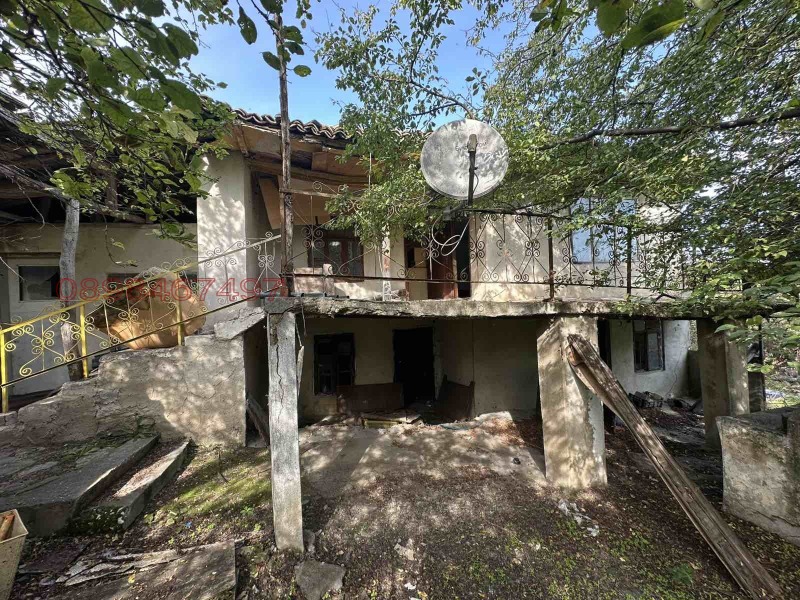 Продава ПАРЦЕЛ в област Варна, гр. Девня - 1800 кв.м / 15 000 € » 29 337.45 лв.