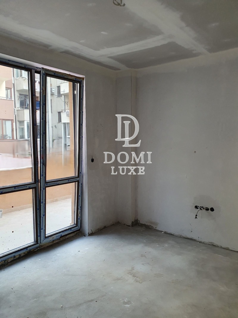 На продаж  2 спальні Варна , Лятно кино Тракия , 112 кв.м | 67712780 - зображення [2]