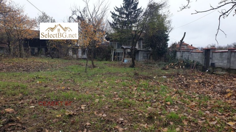 Продава КЪЩА, с. Ресен, област Велико Търново, снимка 3 - Къщи - 52301930