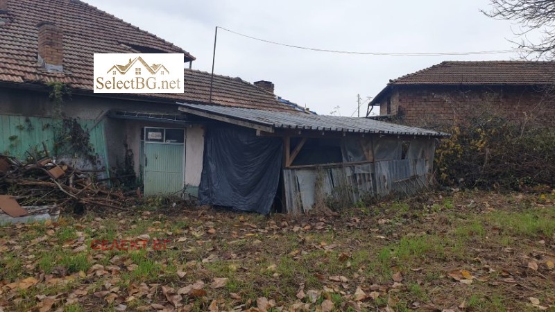 Продава КЪЩА, с. Ресен, област Велико Търново, снимка 5 - Къщи - 52301930