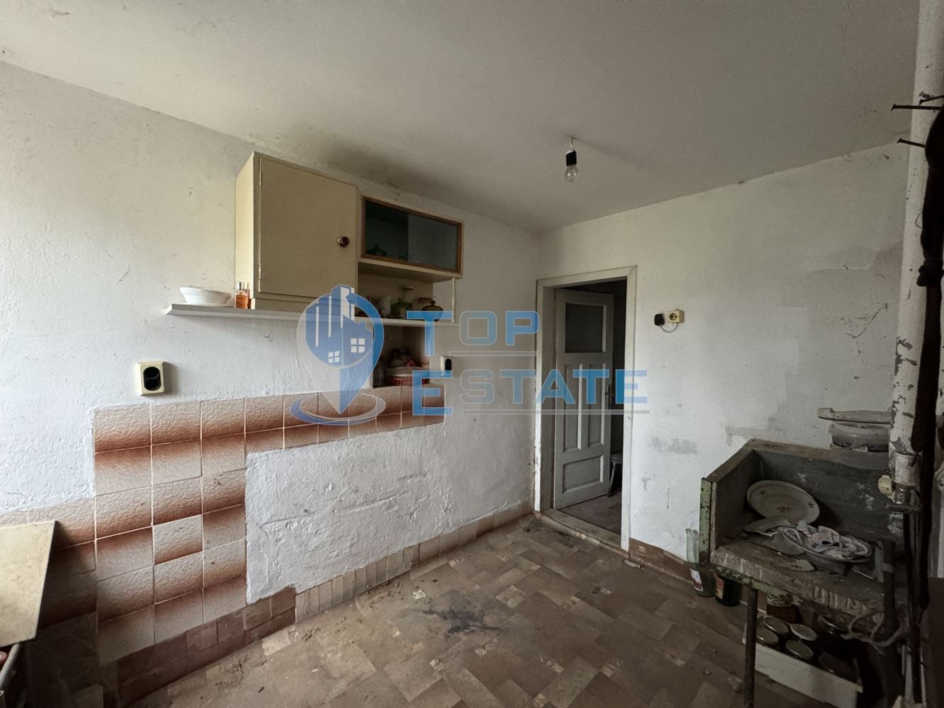 Продава КЪЩА, с. Горна Липница, област Велико Търново, снимка 4 - Къщи - 54251489