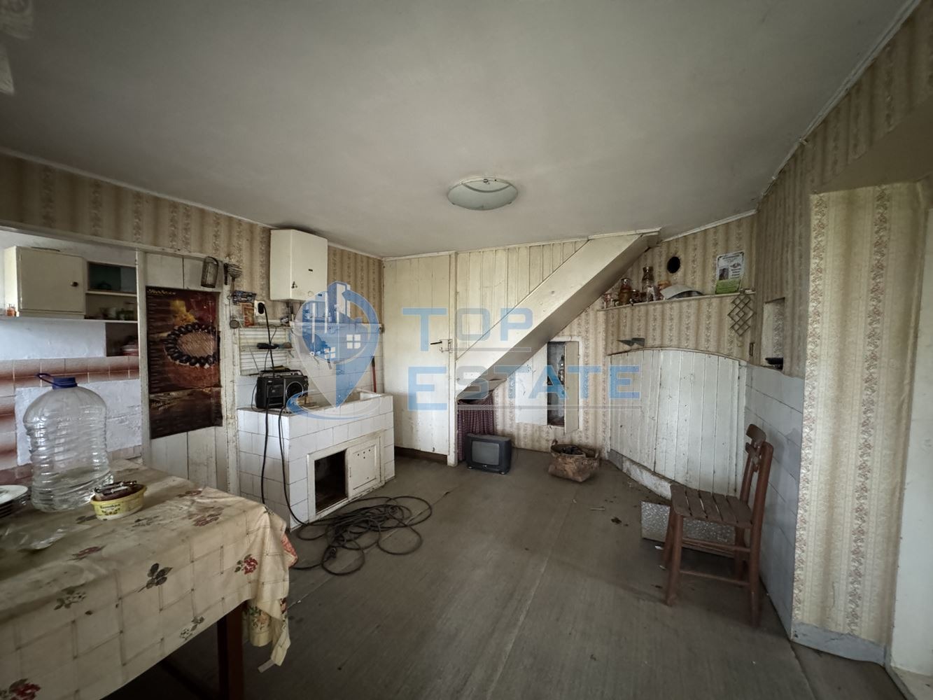 Продава КЪЩА, с. Горна Липница, област Велико Търново, снимка 2 - Къщи - 54251489