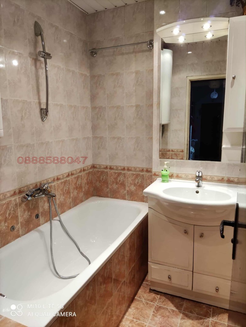 Продава 3-СТАЕН, гр. Казанлък, област Стара Загора, снимка 7 - Апартаменти - 52311957