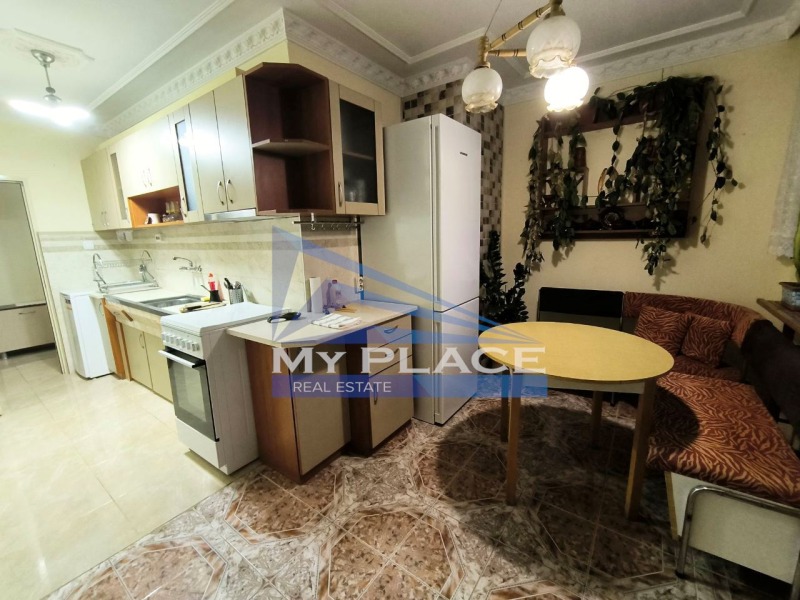 Продава 3-СТАЕН, гр. Шумен, Център, снимка 8 - Апартаменти - 53537677