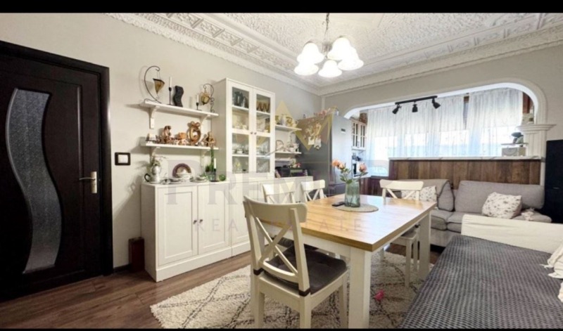 Продава 4-СТАЕН, гр. Бургас, област Бургас, снимка 2 - Апартаменти - 53264456