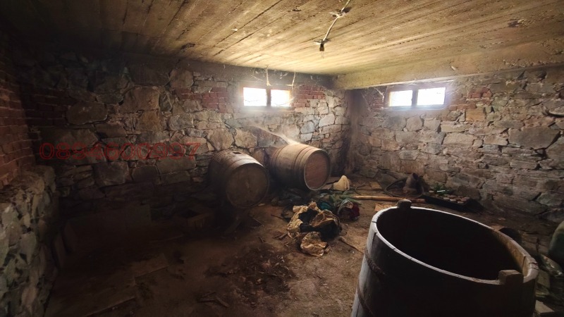 Продава КЪЩА, с. Соволяно, област Кюстендил, снимка 15 - Къщи - 52784304