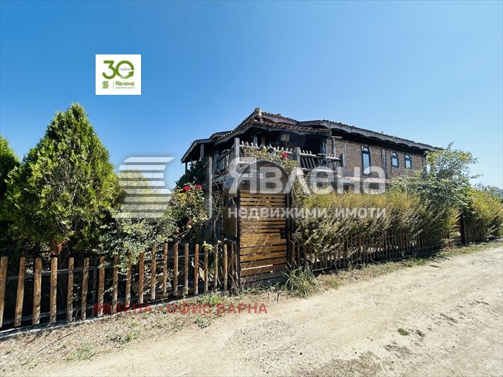 Продава КЪЩА, с. Осеново, област Варна, снимка 3 - Къщи - 53714468