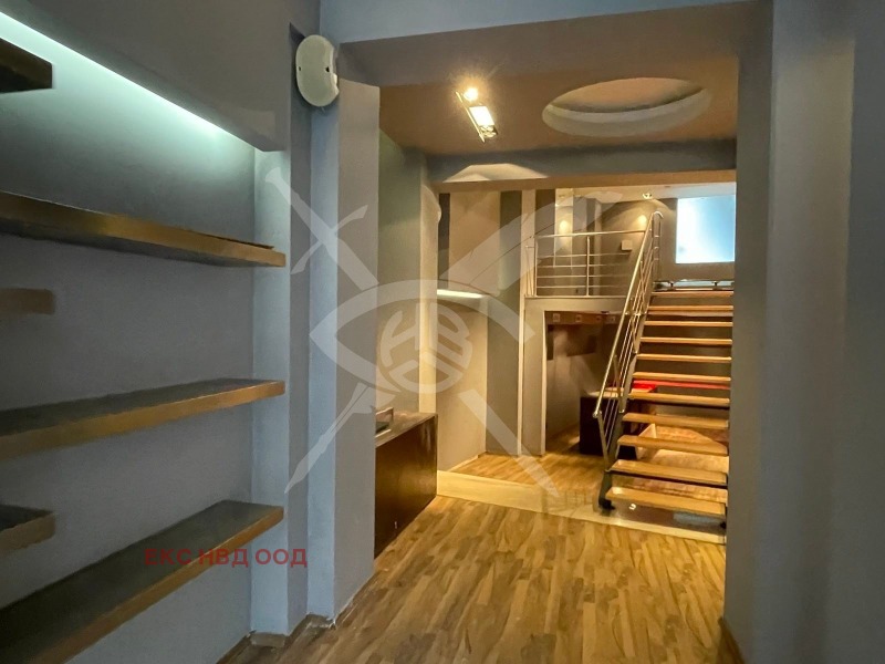 In vendita  Negozio Plovdiv , Tsentar , 150 mq | 35012751 - Immagine [4]