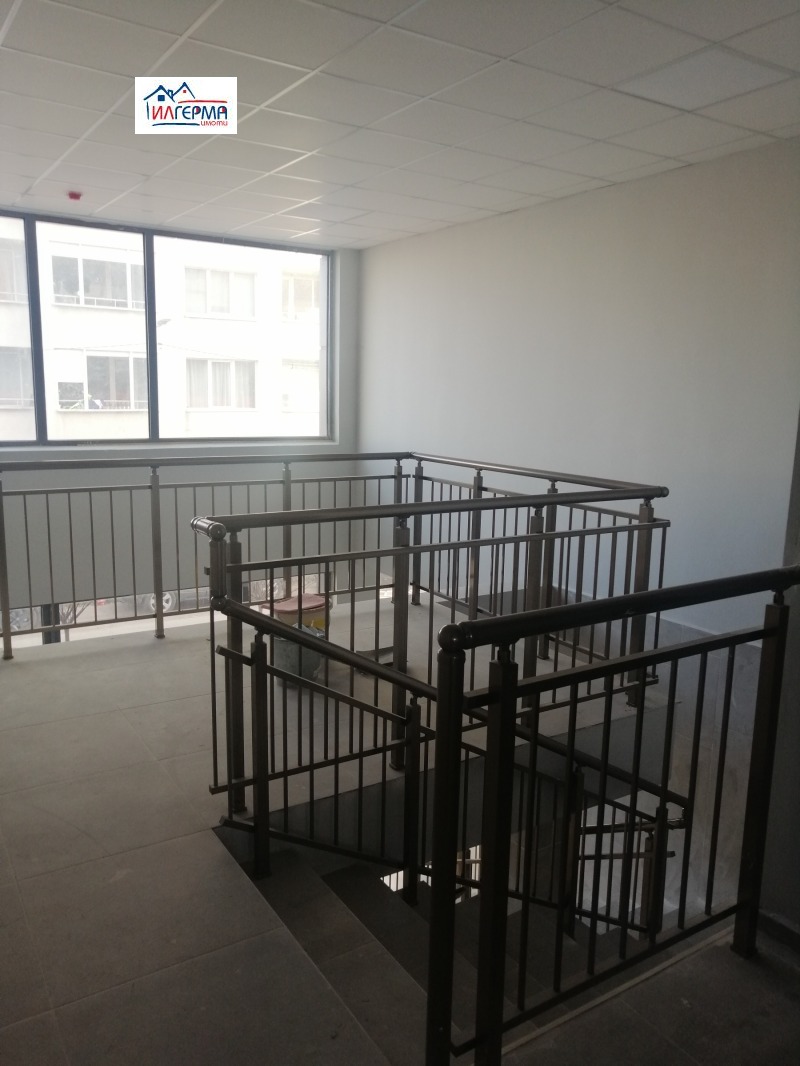 Продава ПРОМ. ПОМЕЩЕНИЕ, гр. София, Люлин 3, снимка 8 - Производствени сгради - 42167020