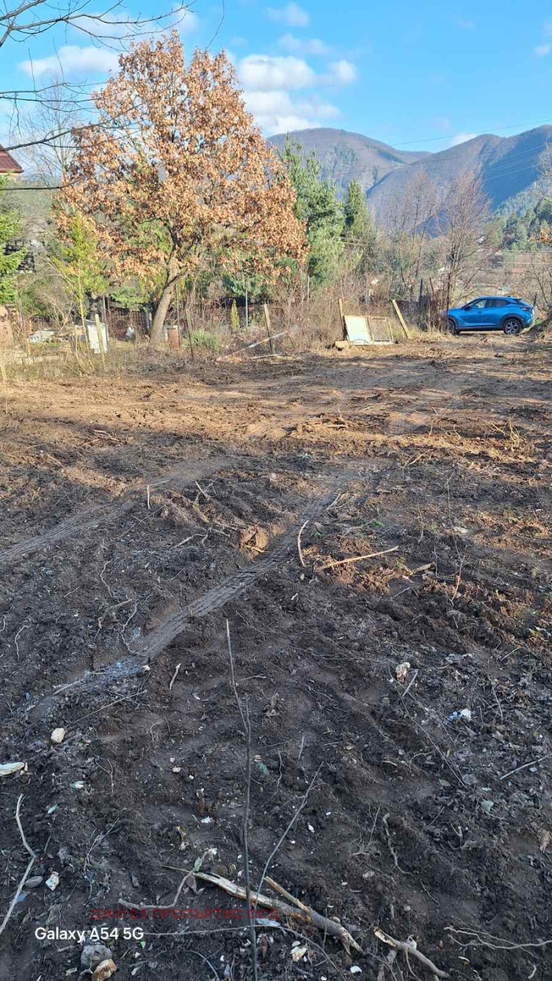 Продава ПАРЦЕЛ, с. Владо Тричков, област София област, снимка 2 - Парцели - 53041362