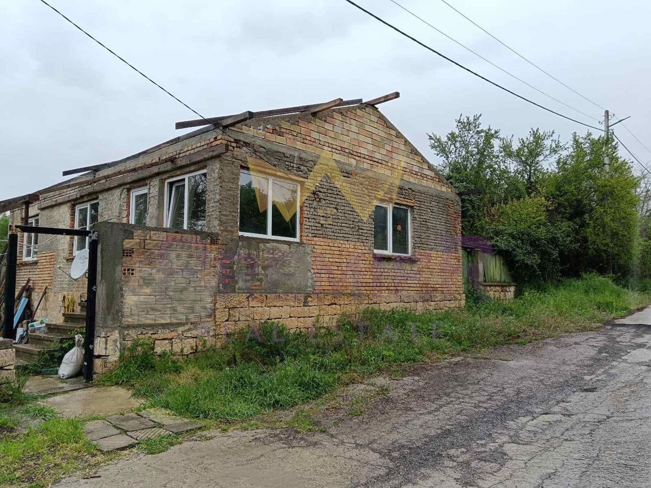 Продава КЪЩА, с. Млада гвардия, област Варна