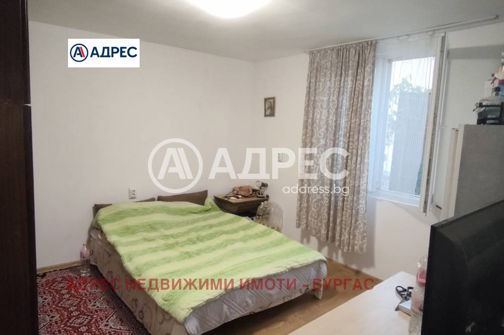 Продава КЪЩА, с. Черни връх, област Бургас, снимка 3 - Къщи - 54841651