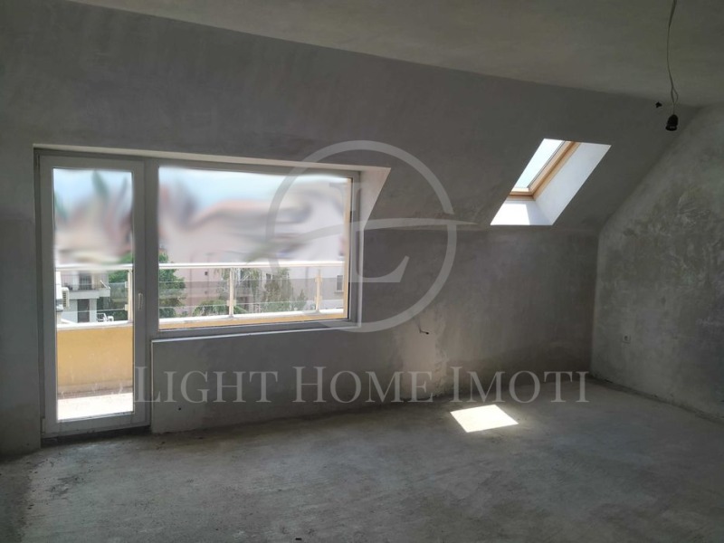 À venda  1 quarto Plovdiv , Karchiiaka , 125 m² | 39623391