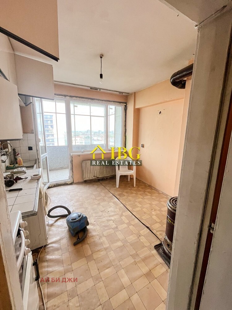 Продава 3-СТАЕН, гр. Русе, Център, снимка 5 - Апартаменти - 56528531