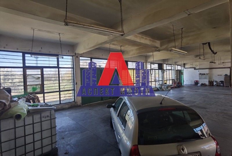 À venda  Construção industrial região Plovdiv , Dolna mahala , 1456 m² | 45132200 - imagem [8]