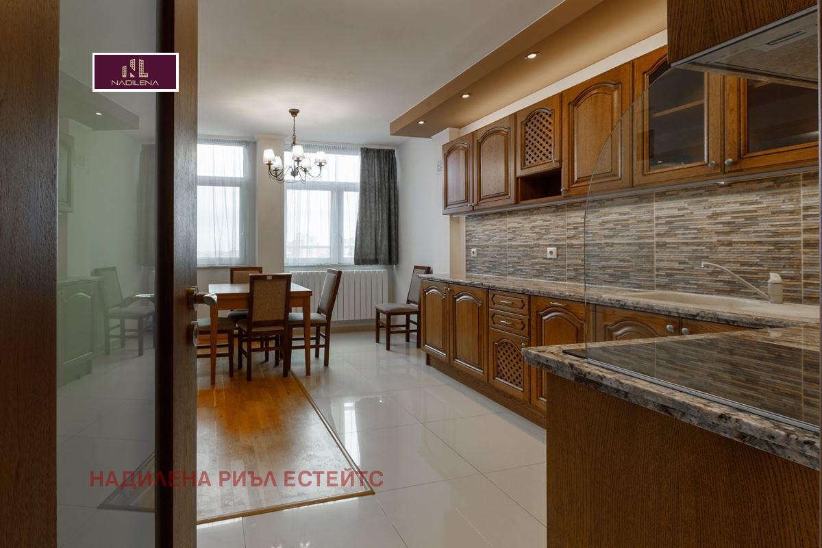 Продава 3-СТАЕН, гр. София, Изток, снимка 7 - Апартаменти - 56072899