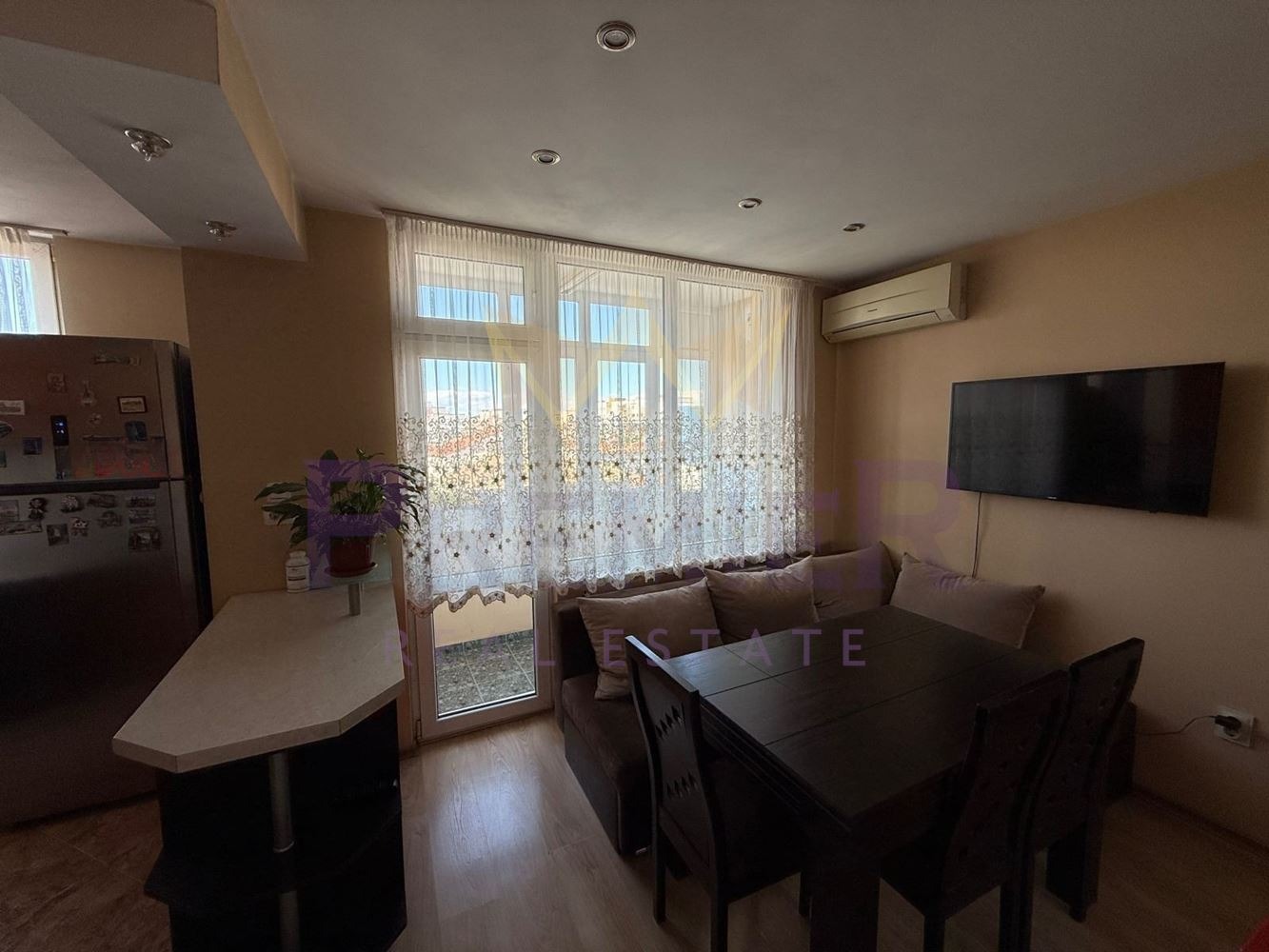 Продава МНОГОСТАЕН, гр. Пловдив, Център, снимка 3 - Апартаменти - 54217739