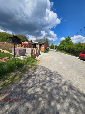 Grund Golemo Buchino, region Pernik 2