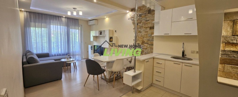 In vendita  1 camera da letto Plovdiv , Hristo Smirnenski , 63 mq | 78180920