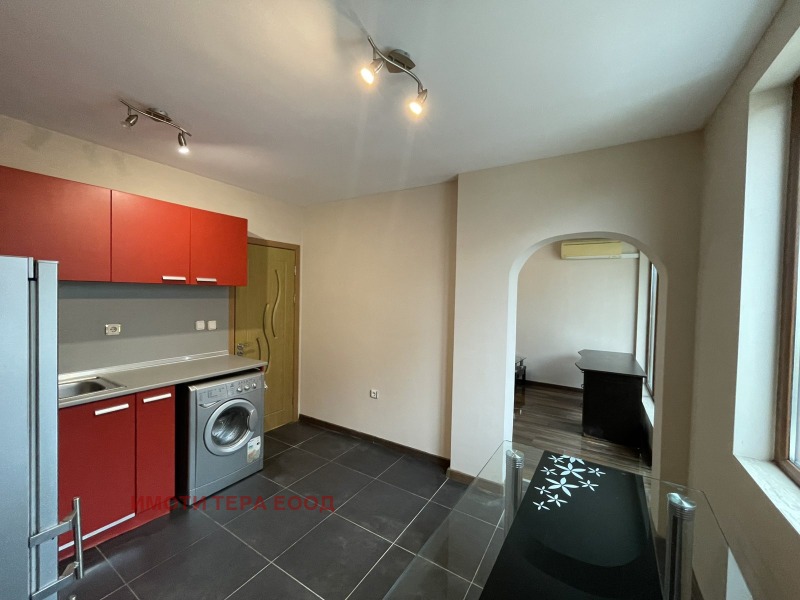 Продава 2-СТАЕН, гр. Варна, Бриз, снимка 2 - Апартаменти - 52284975