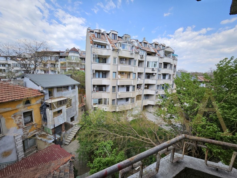 Продава  3-стаен град Пловдив , Въстанически , 80 кв.м | 78268470 - изображение [17]