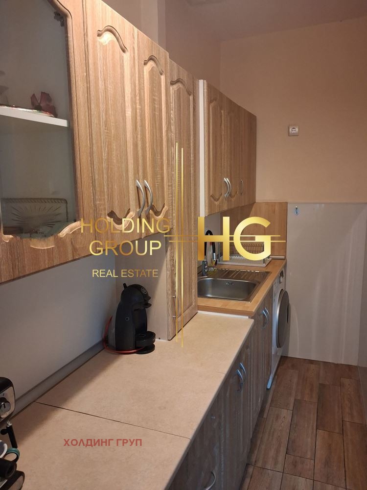 Продава 3-СТАЕН, гр. Варна, Лятно кино Тракия, снимка 2 - Апартаменти - 53029011