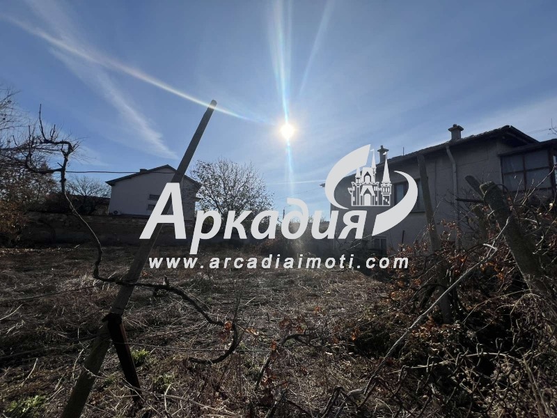 Продава КЪЩА, с. Радиново, област Пловдив, снимка 2 - Къщи - 48024342