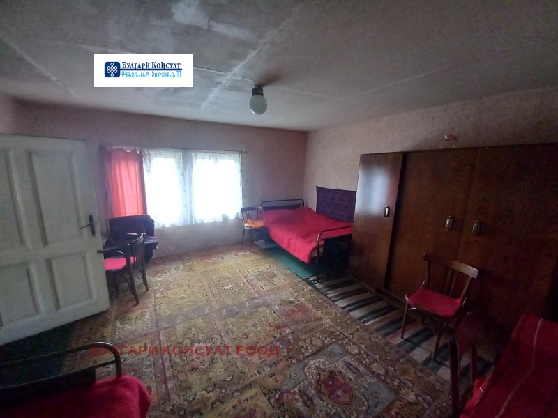 Продава  Къща област Кюстендил , с. Горна Брестница , 83 кв.м | 59554589 - изображение [6]