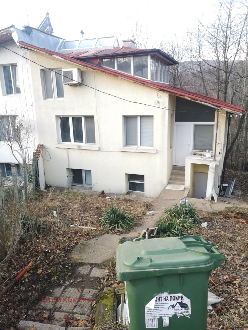 Продава КЪЩА, гр. София, с. Владая