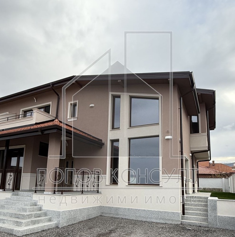 Продава КЪЩА, с. Белащица, област Пловдив