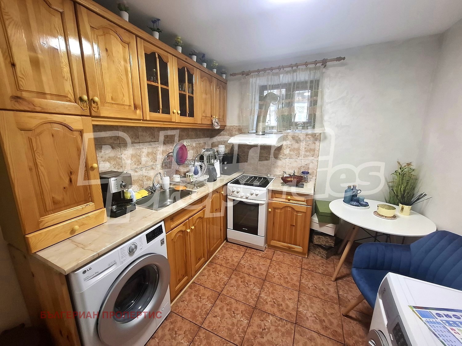 Продава КЪЩА, гр. Дряново, област Габрово, снимка 2 - Къщи - 54107978