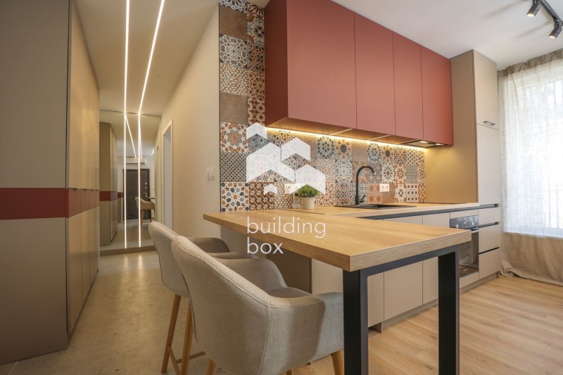Продава  2-стаен, град София, Център •  210 000 EUR • ID 65864102 — holmes.bg - [1] 