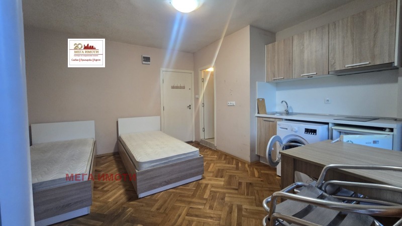 Продава 3-СТАЕН, гр. Бургас, Център, снимка 3 - Апартаменти - 52378802